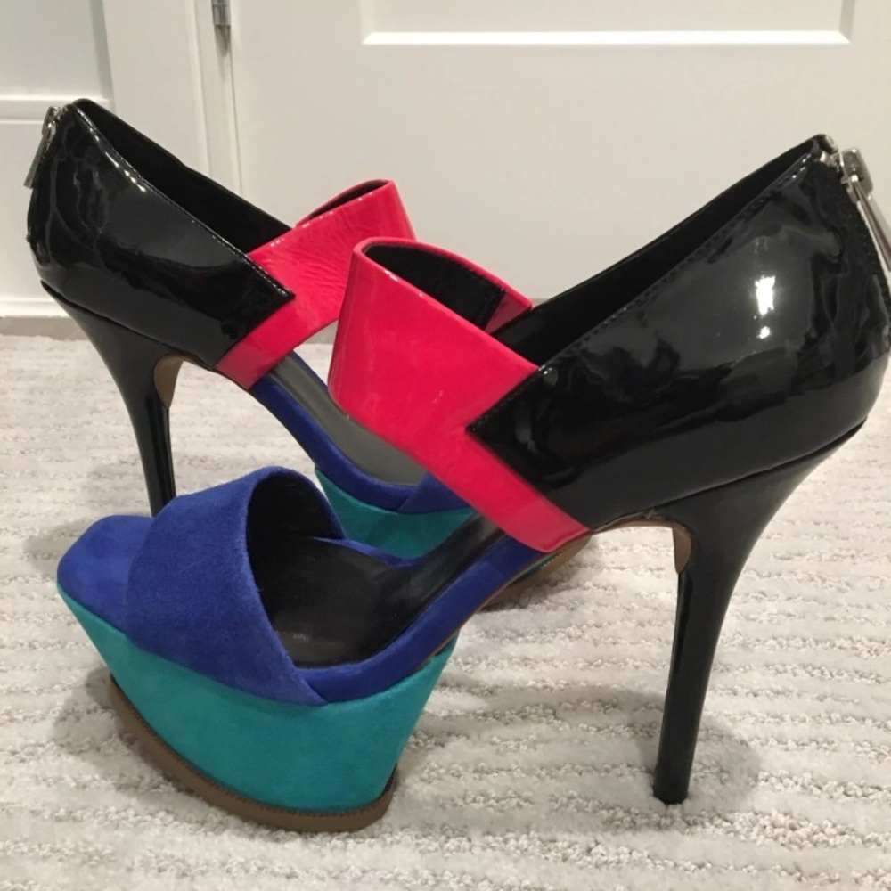 Jessica Simpson Vadio Pump